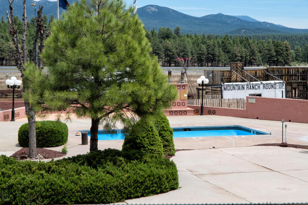 Mountain Ranch Resort At Beacon Hill 윌리엄스 외부 사진